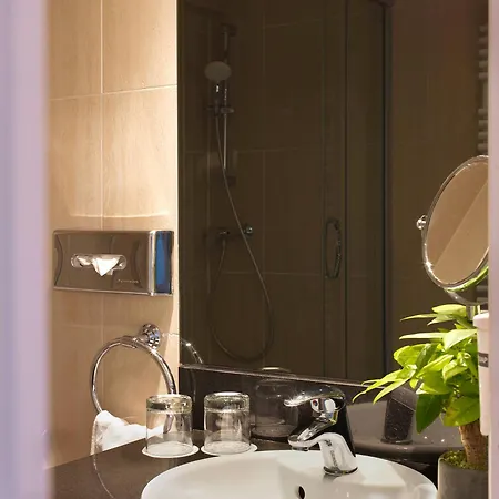 Hotel Opera Affiliated By Meliá 4*